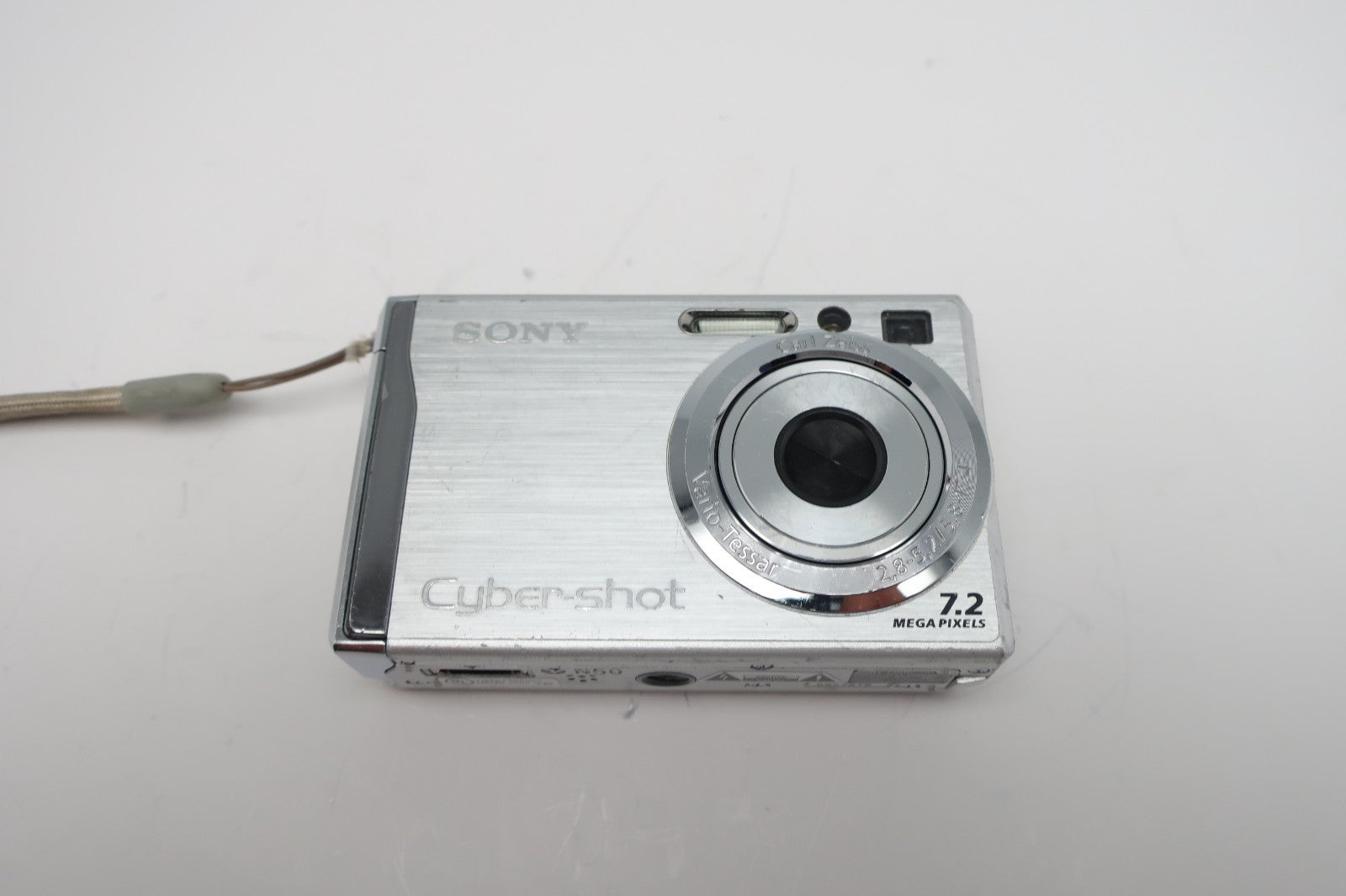 Sony Cyber-shot DSC-W80 Digital Camera 7.2 MP W/Battery+Charger  - Tested