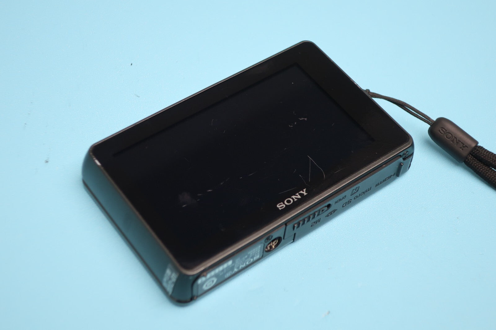 SONY Cyber-Shot DSC-TX300V 18.2 MP Charger+Battery+Micro SD Bundle