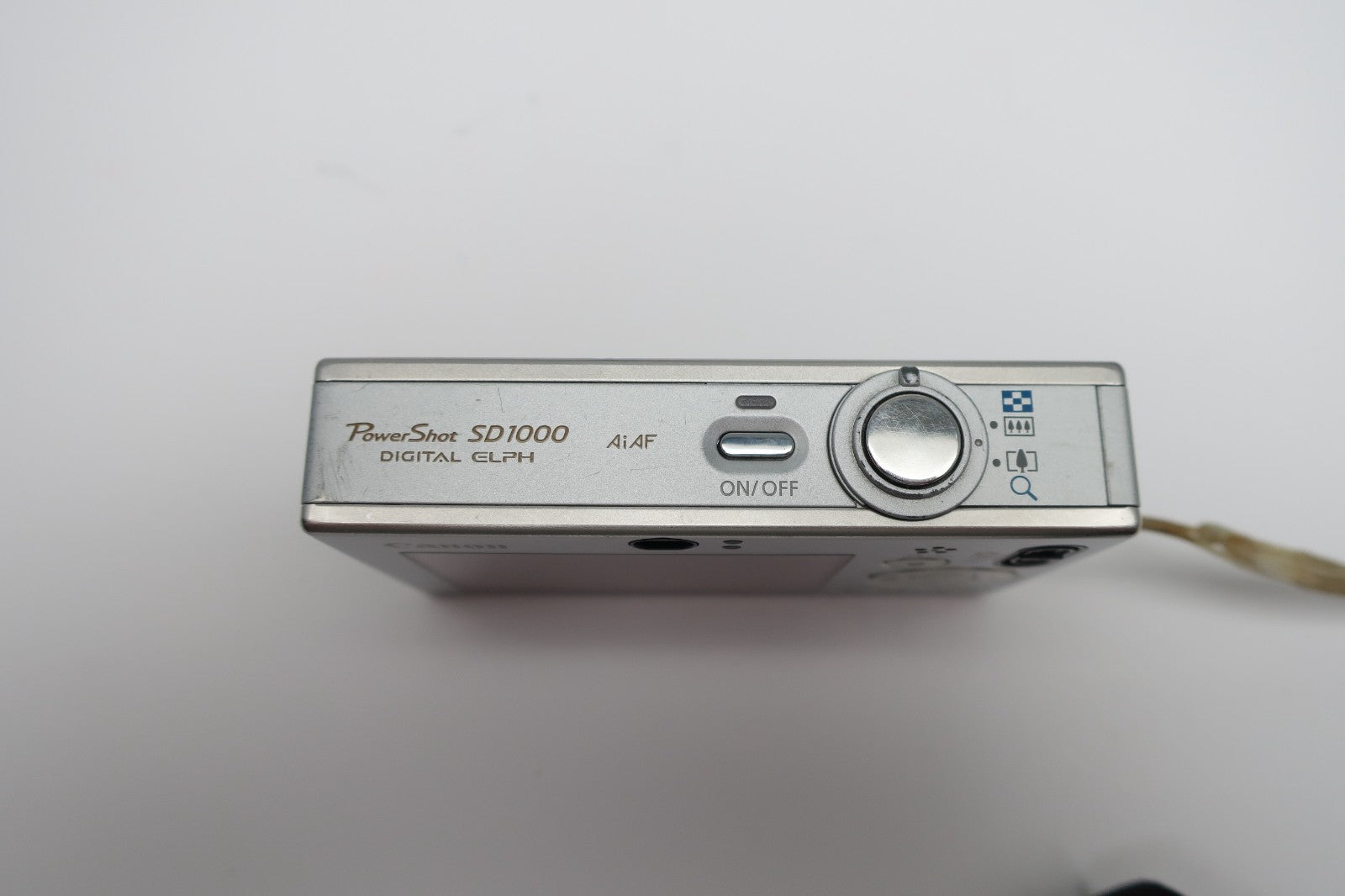Canon PowerShot Digital ELPH SD1000 7.1MP - Silver W/Battery+Charger TESTED.