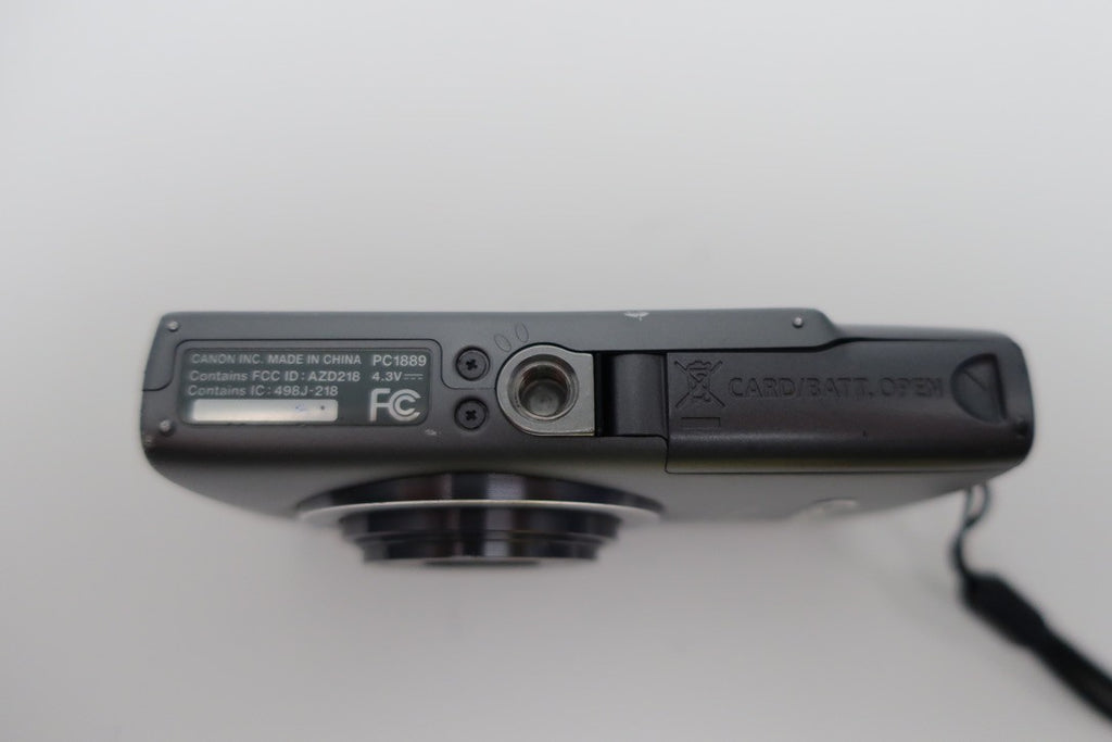 Canon PowerShot ELPH 130 IS 16.0MP Digital Camera for Parts & Repair Lens ERR #3