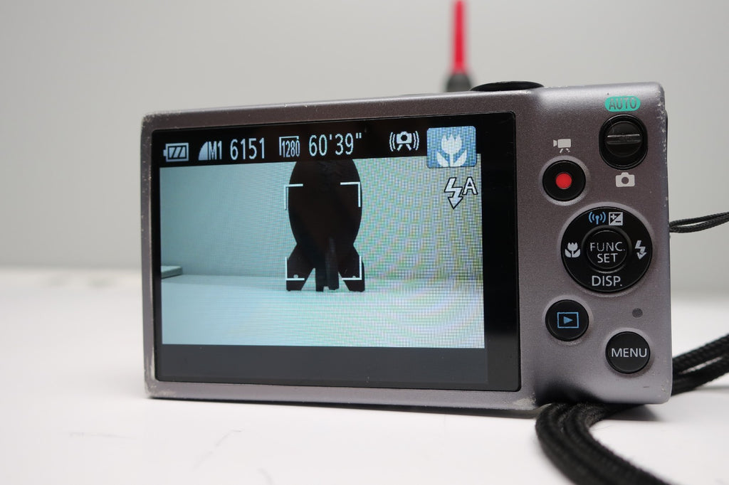 Canon PowerShot ELPH 130 IS 16.0MP FOR PARTS OR REPAIR READ DESCRIPTION #4
