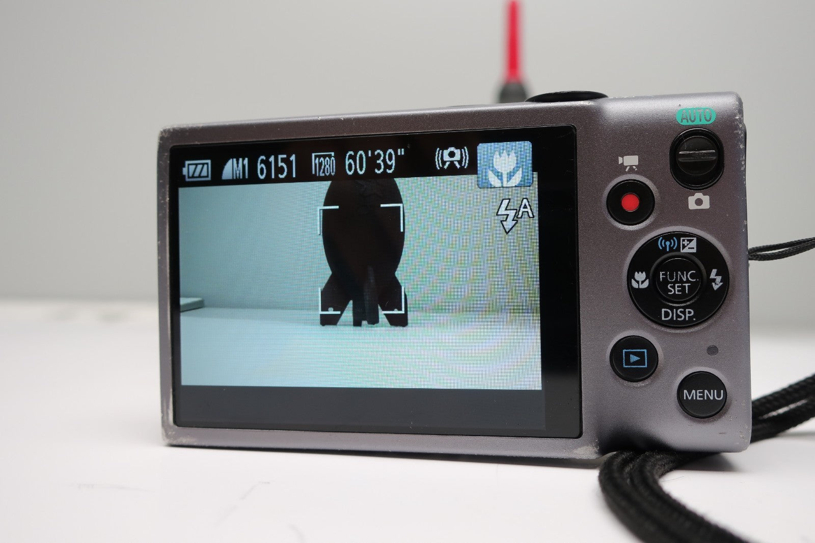 Canon PowerShot ELPH 130 IS 16.0MP FOR PARTS OR REPAIR READ DESCRIPTION #4