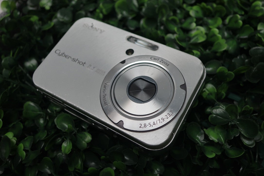 (PARTS ONLY) Sony Cyber-shot DSC-N1 8.1MP Digital Camera - Silver-LENS ERROR
