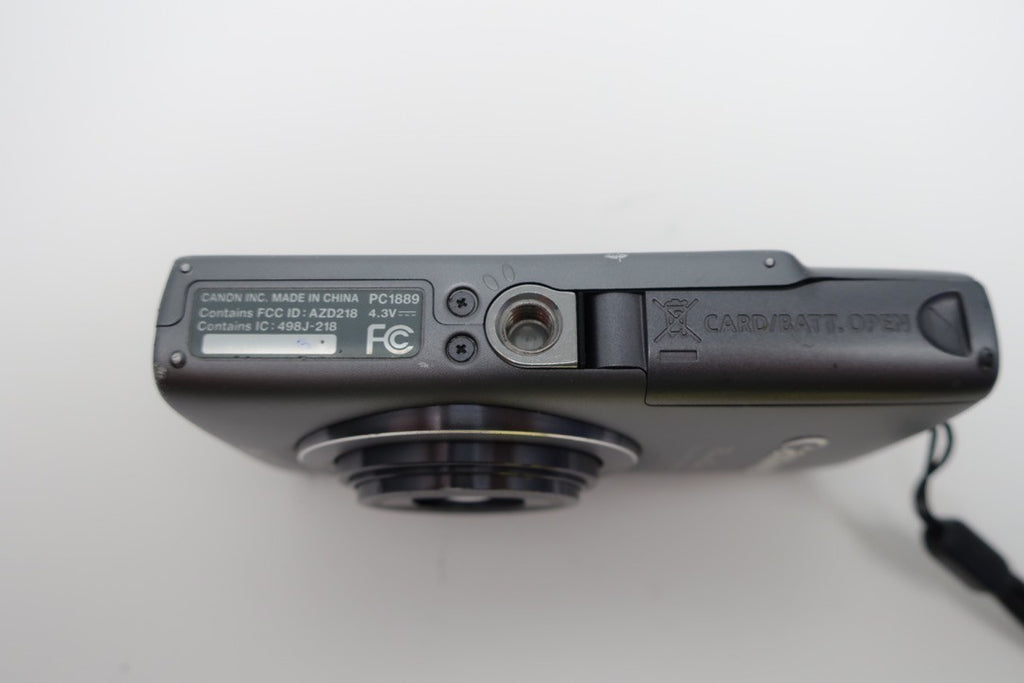 Canon PowerShot ELPH 130 IS 16.0MP Digital Camera for Parts & Repair Lens ERR #3
