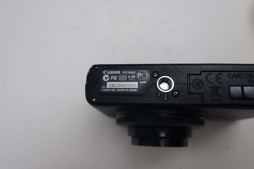 Canon Powershot S95 black digital camera (for parts, not working) READ DESCRIP