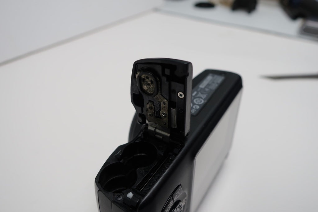 Canon PowerShot SX110 IS Digital Camera *READ NO POWER, TESTED, NO POWER