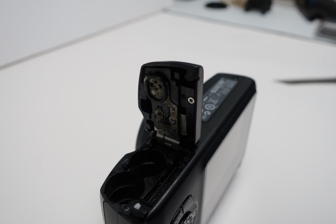 Canon PowerShot SX110 IS Digital Camera *READ NO POWER, TESTED, NO POWER