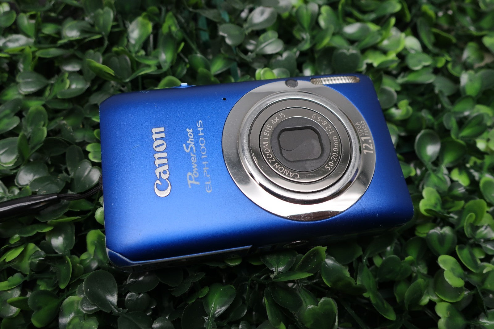 Canon PowerShot ELPH 100 HS Blue 12.1MP Digital Camera W/ Battery+Charger+SD