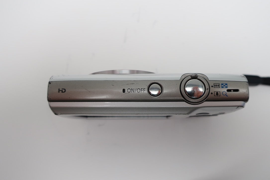 Canon PowerShot ELPH 180 FOR PARTS OR REPAIR  (READ)