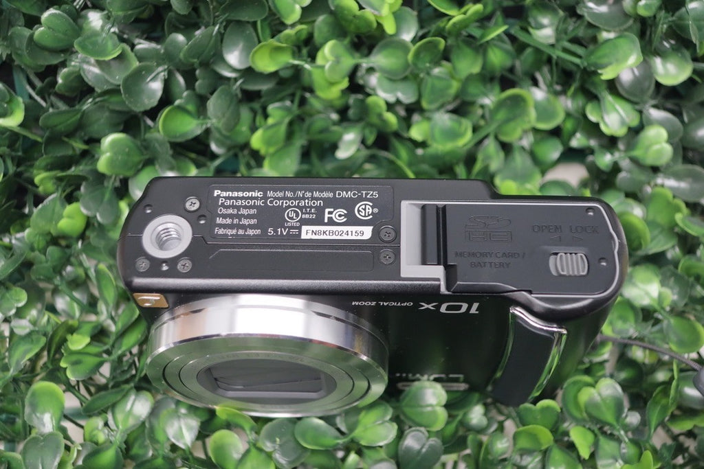 Bundle Panasonic Lumix DMC-ZS5 10MP Digital Camera W/ Battery+Charger