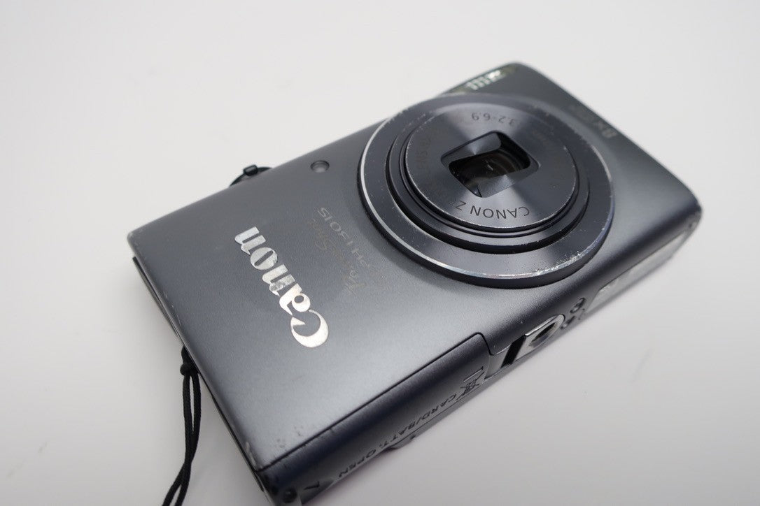 Canon Powershot ELPH 130 IS Digital Camera Gray for PARTS OR REPAIR