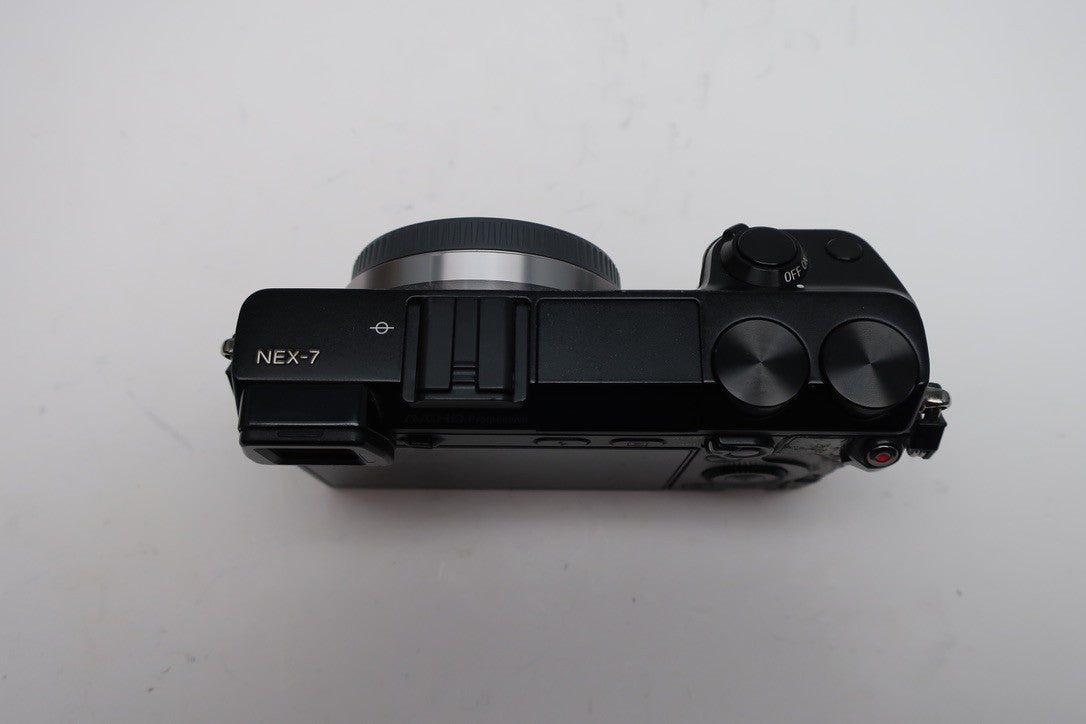 (Parts/Repair) Sony Alpha NEX-7 24.3MP Body Only Digital Camera Black DEFECTIVE