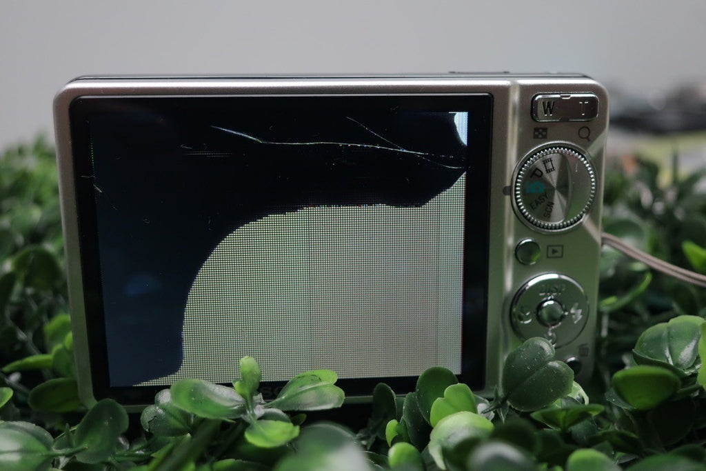 Sony Cyber-shot DSC-W290 12.1MP Digital Camera Silver Parts Cracked Screen