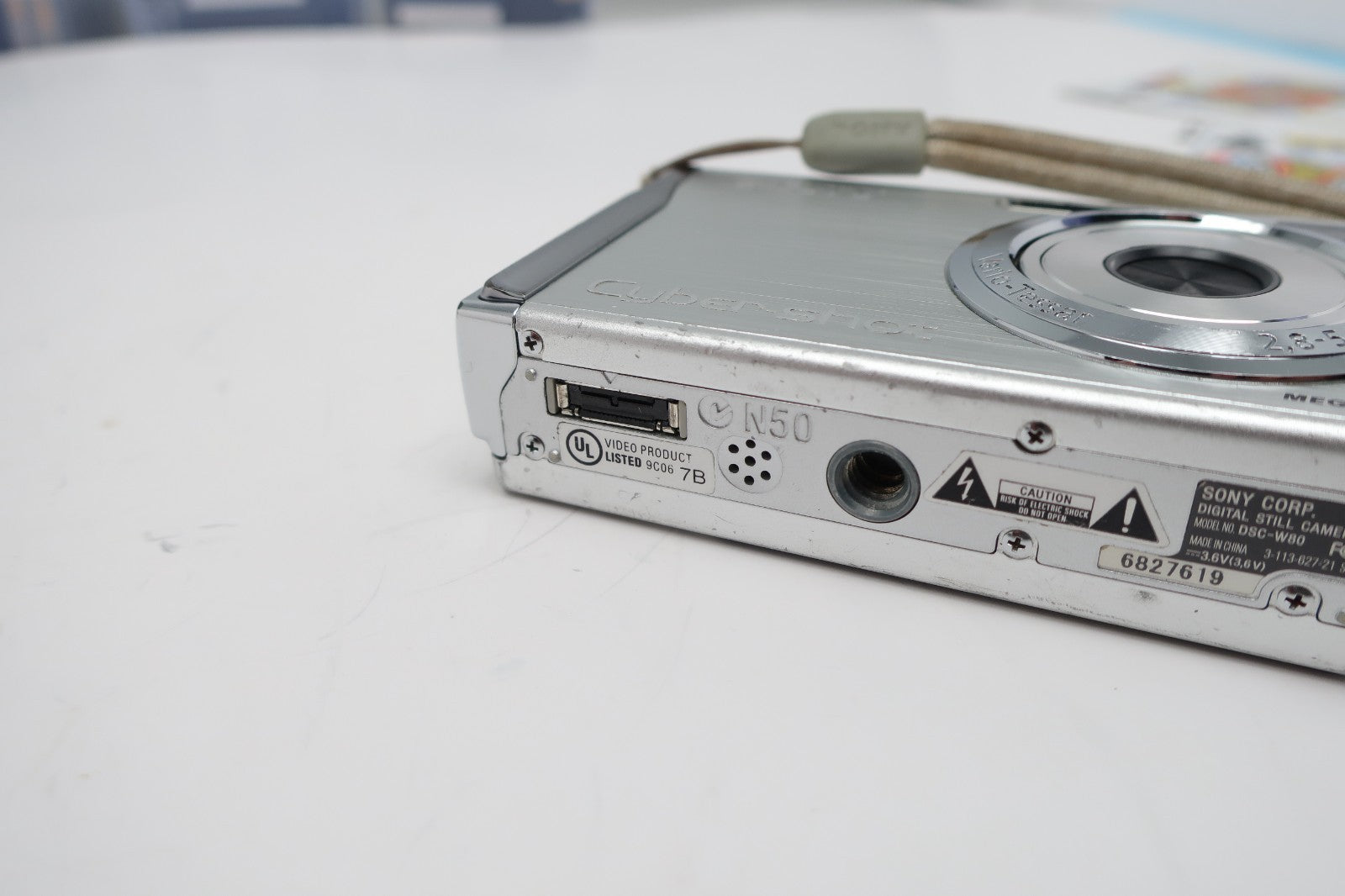 Sony Cyber-shot DSC-W80 Digital Camera 7.2 MP W/Battery+Charger  - Tested