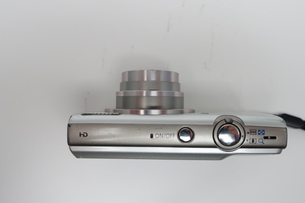 Canon PowerShot ELPH 180 FOR PARTS OR REPAIR  (READ)