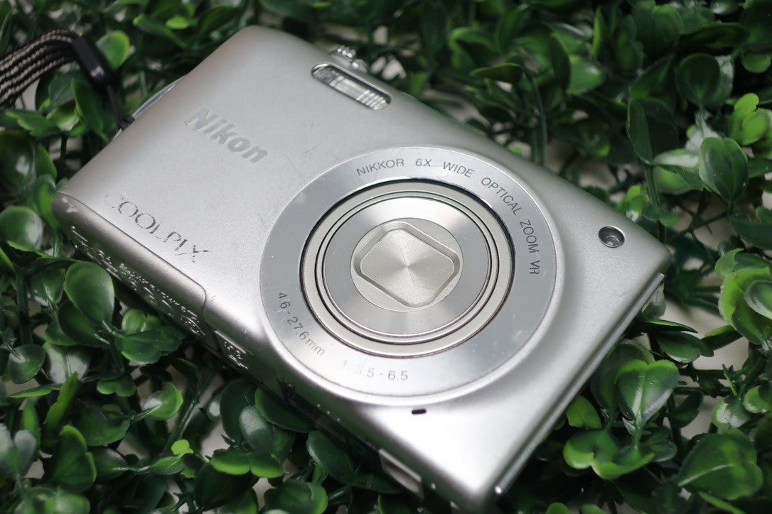 BUNDLE-Nikon COOLPIX S3300 16.0 MP Digital Camera W/Battery+Charger #1