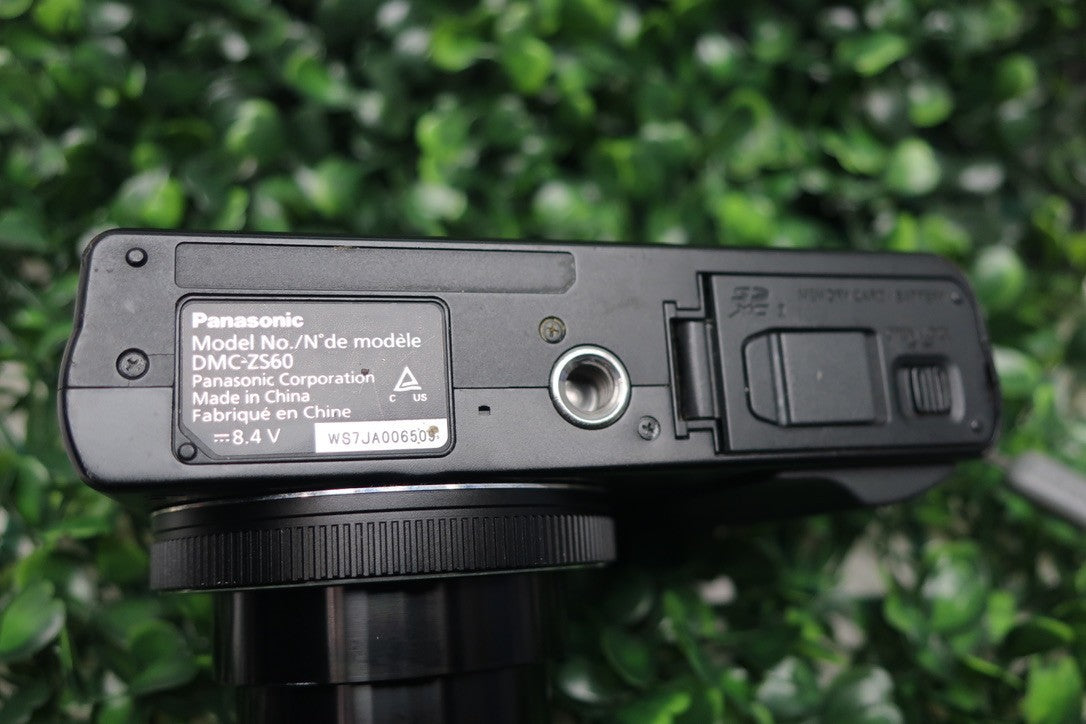 (Parts/Repair)Panasonic Lumix DMC-ZS60 Digital Camera – Black – Lens Error