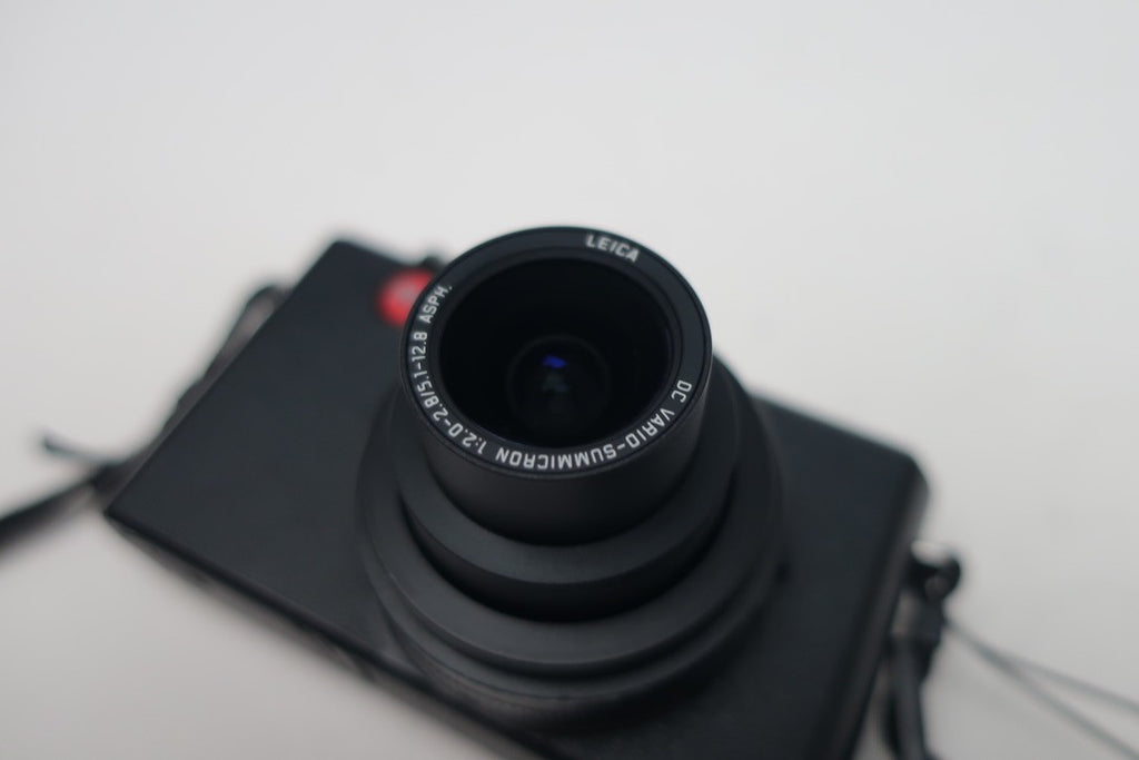 (Parts/Repair) Leica D-LUX 4 Digital Camera -Read Description.