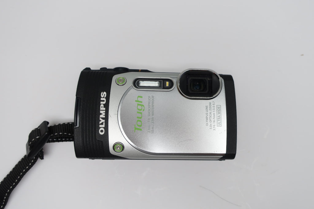 Olympus Tough Stylus TG-850 Digital Camera For Parts OR REPAIR