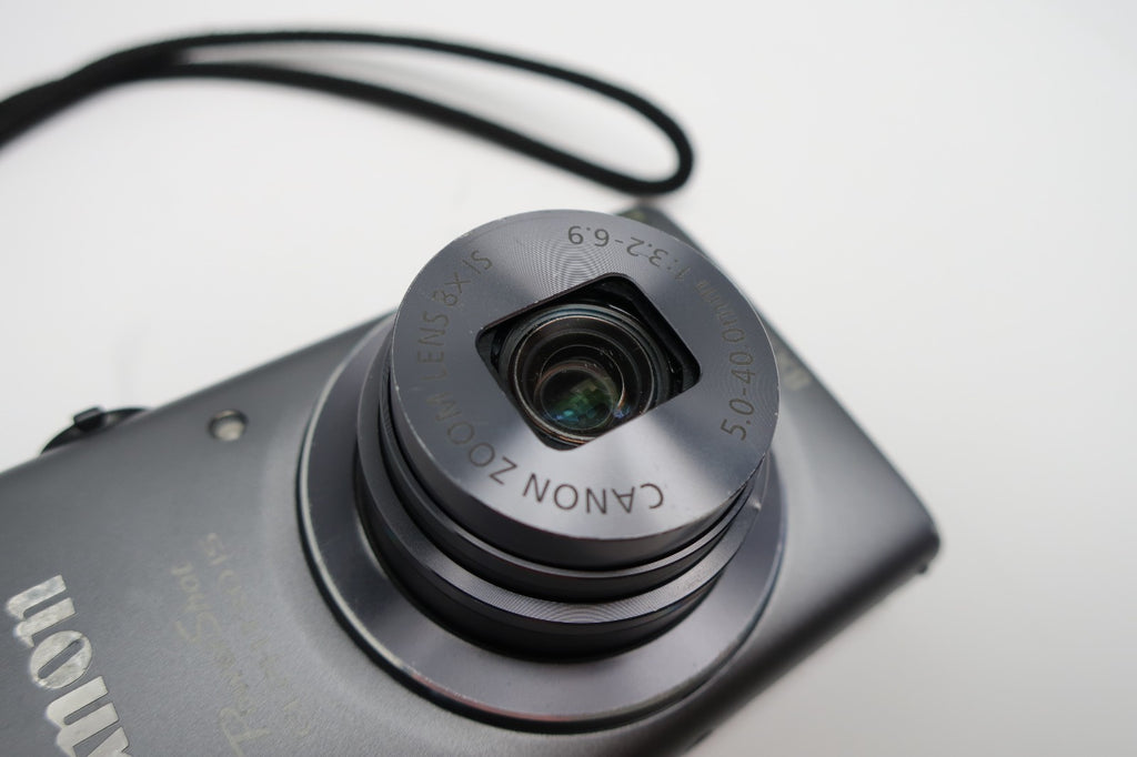 Canon PowerShot ELPH 130 IS 16.0MP Digital Camera READ DESCRIPTION