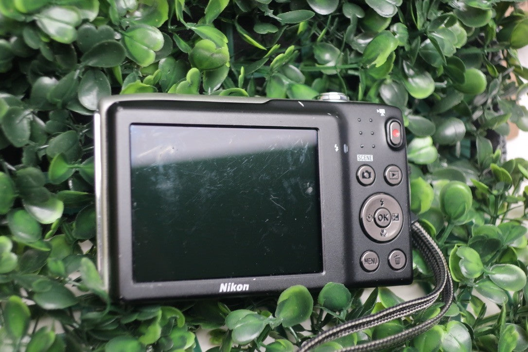 Bundle Nikon COOLPIX S3300 16.0 MP Digital Camera W/Battery +Charger #2
