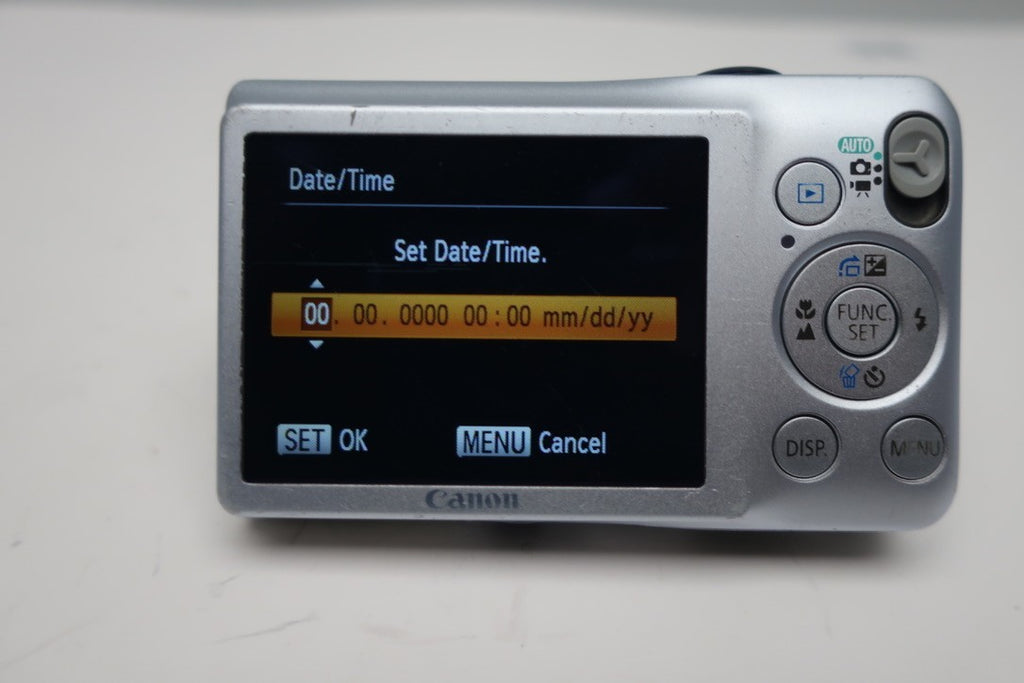 (Parts/Repair) Canon PowerShot SD1300 IS Digital ELPH 12.1MP Camera - Silver