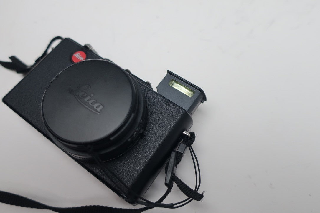 (Parts/Repair) Leica D-LUX 4 Digital Camera -Read Description.