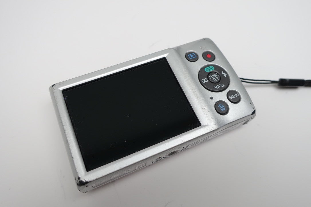Canon PowerShot ELPH 180 FOR PARTS OR REPAIR  (READ)