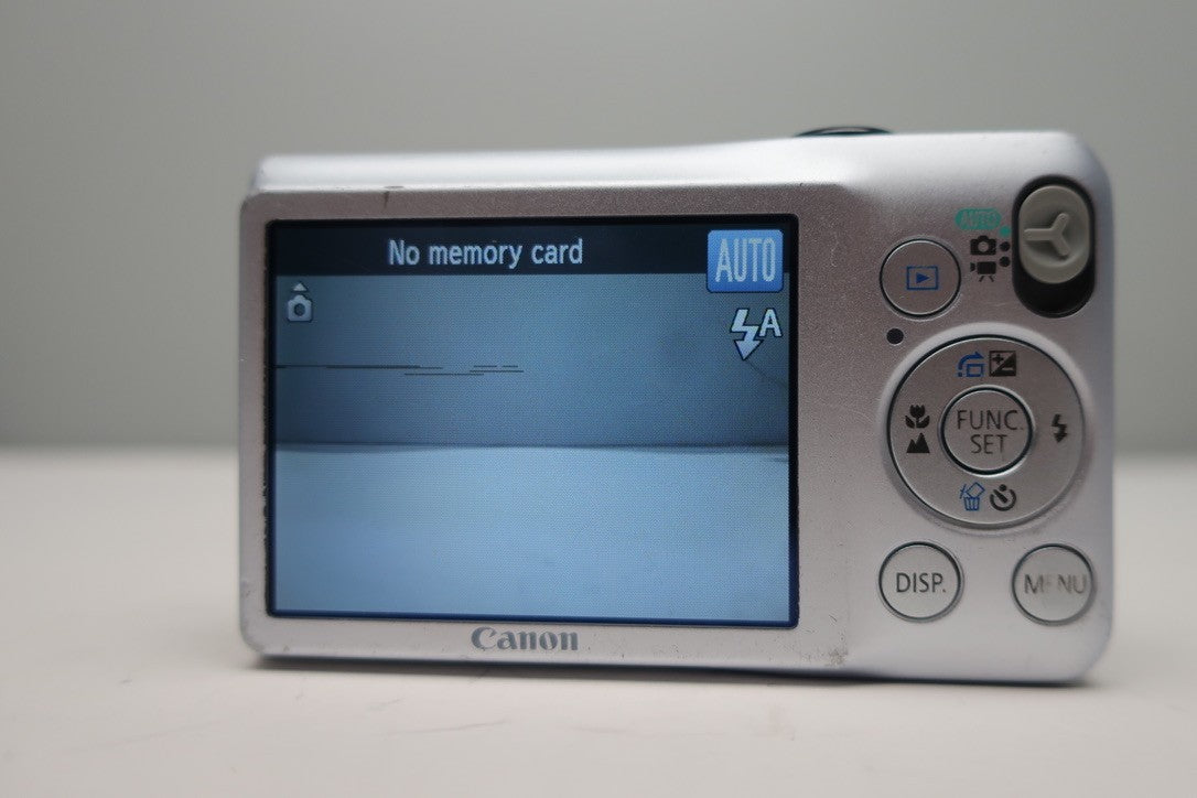 (Parts/Repair) Canon PowerShot SD1300 IS Digital ELPH 12.1MP Camera - Silver