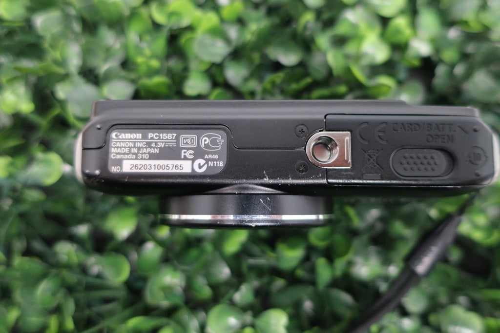 Canon PowerShot SX230HS 12.1MP Digital Camera For  (Parts/Repair) READ DESCRIP