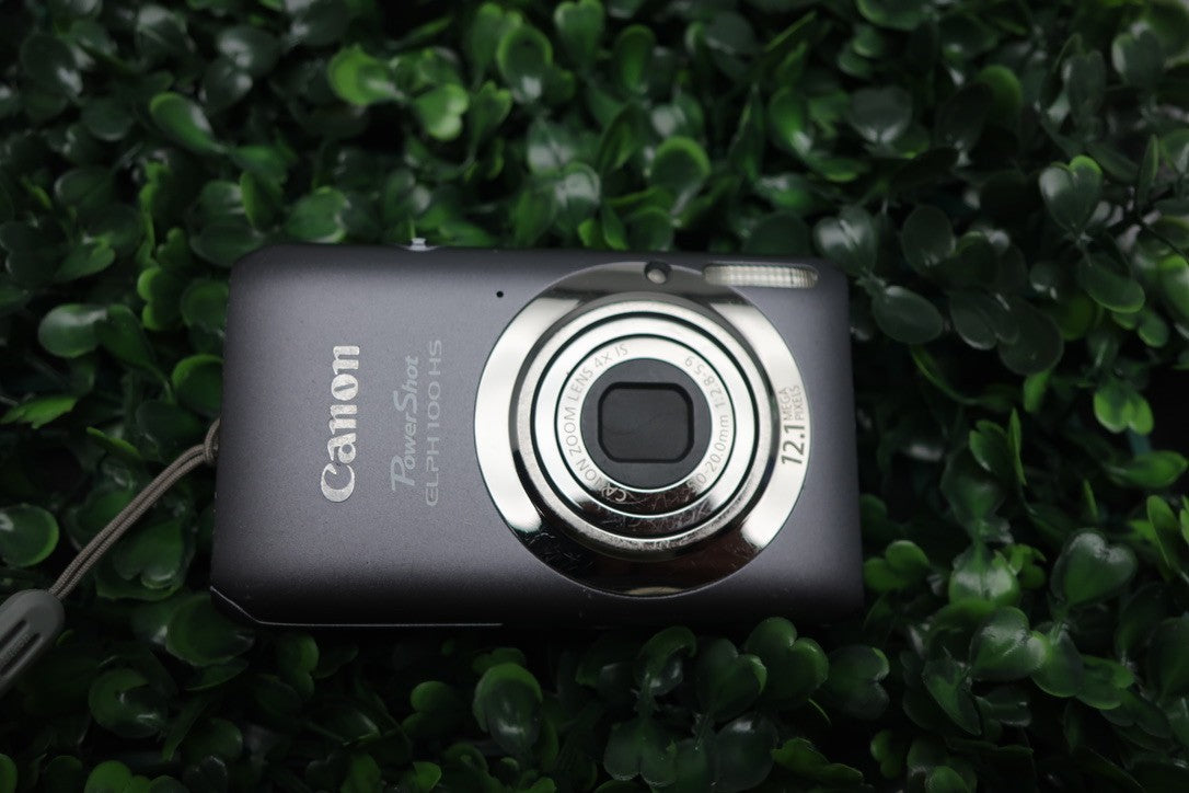 Canon PowerShot ELPH 100 HS Gray 12.1MP Digital Camera Bundle - Tested Working