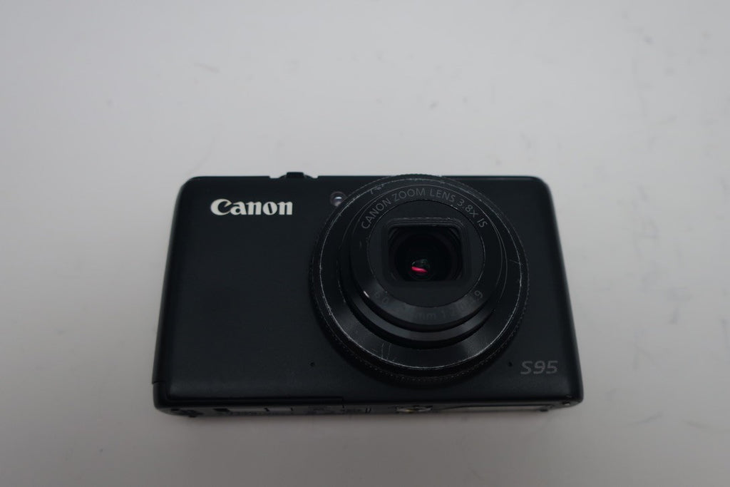 Canon Powershot S95 black digital camera (for parts, not working) READ DESCRIP
