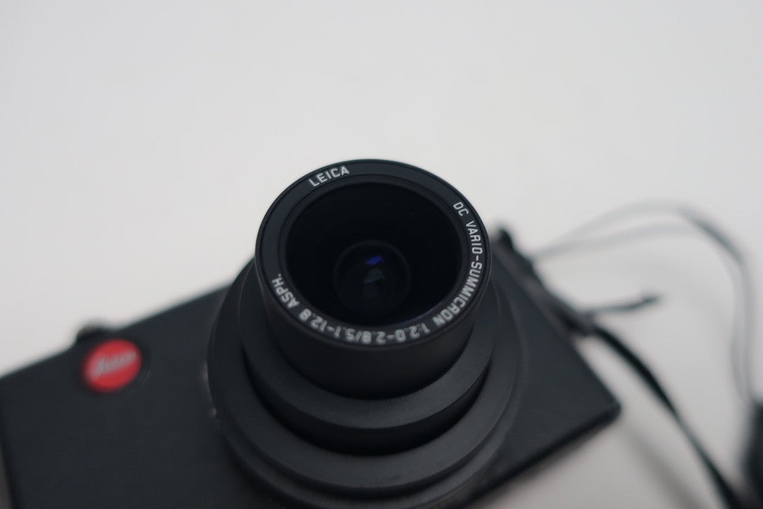 (Parts/Repair) Leica D-LUX 4 Digital Camera -Read Description.