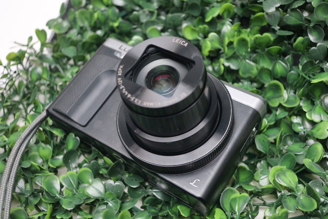 (Parts/Repair)Panasonic Lumix DMC-ZS60 Digital Camera – Black – Lens Error