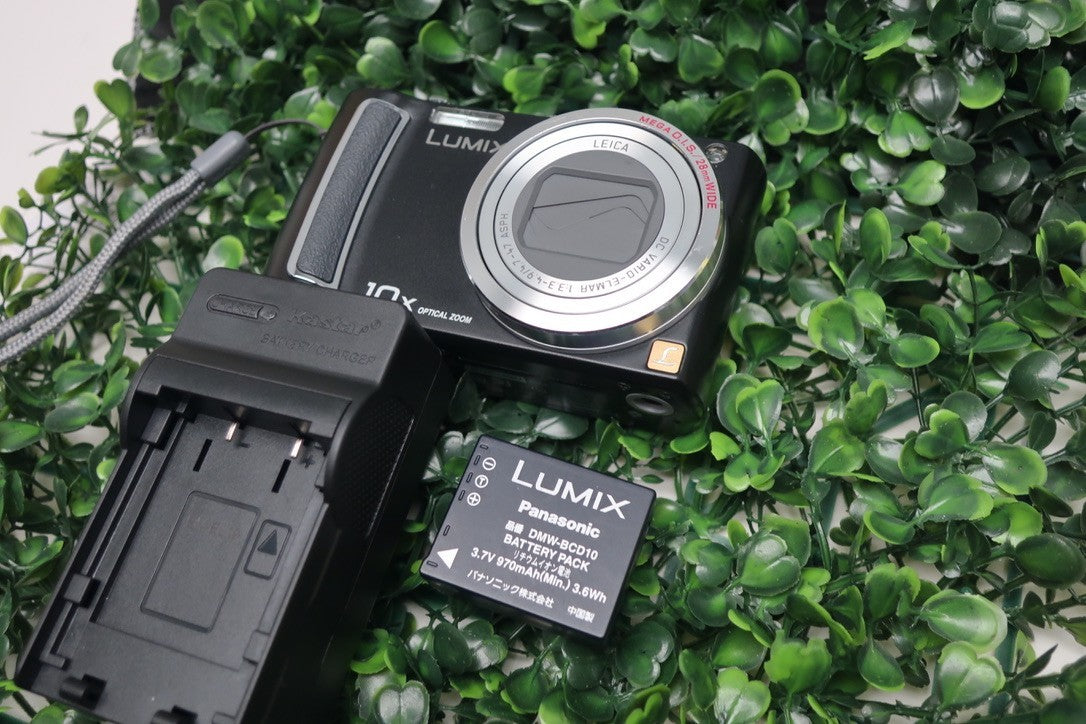 Bundle Panasonic Lumix DMC-ZS5 10MP Digital Camera W/ Battery+Charger