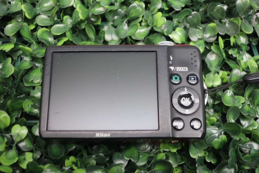 Nikon Coolpix L24 Red Digital Camera 14 MP Tested Working W/ Memory Card.