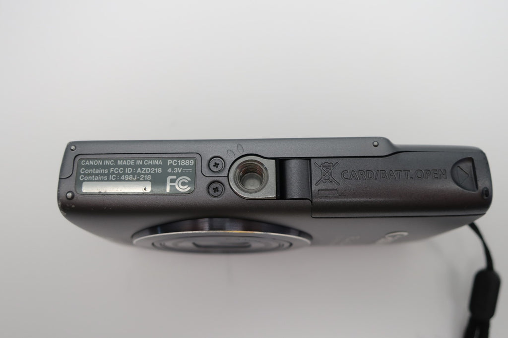 Canon PowerShot ELPH 130 IS 16.0MP Digital Camera READ DESCRIPTION