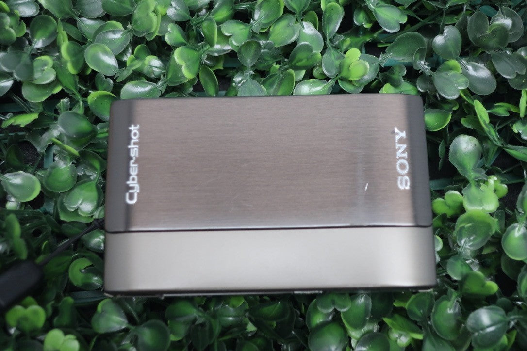 Sony Cyber Shot DSC-TX1 10.2MP  Digital Camera W/ Batt+Charger+Memory TESTED