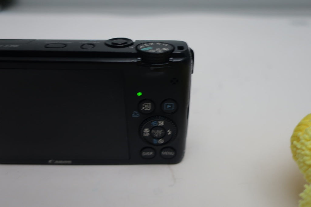Canon Powershot S95 black digital camera (for parts, not working) READ DESCRIP