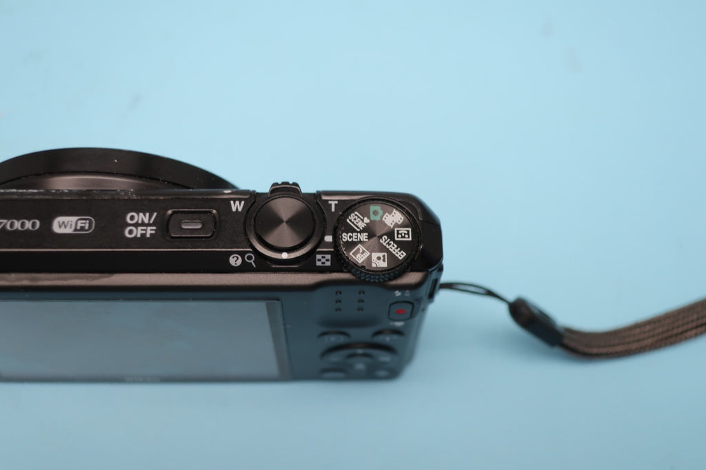 Nikon Coolpix S7000 Digital Camera FOR PARTS - Lens Error Issue **PLEASE READ**