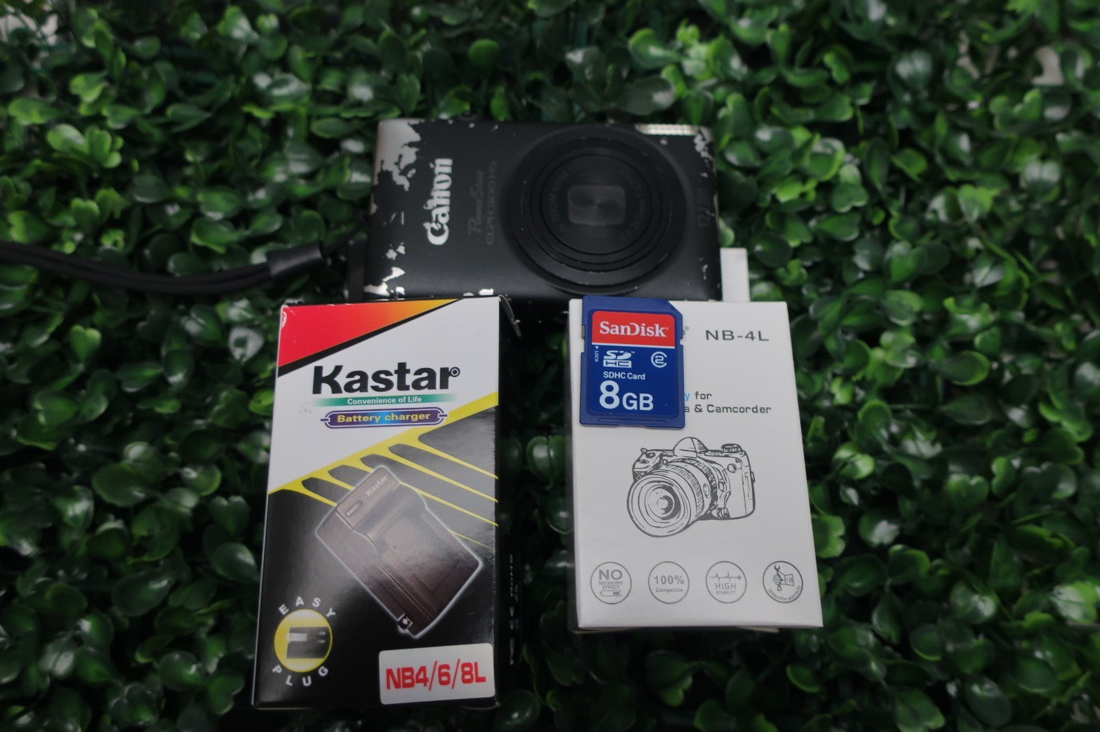 Canon PowerShot ELPH 300 HS Black Digital Camera W/ Battery+Charger+8GB SD