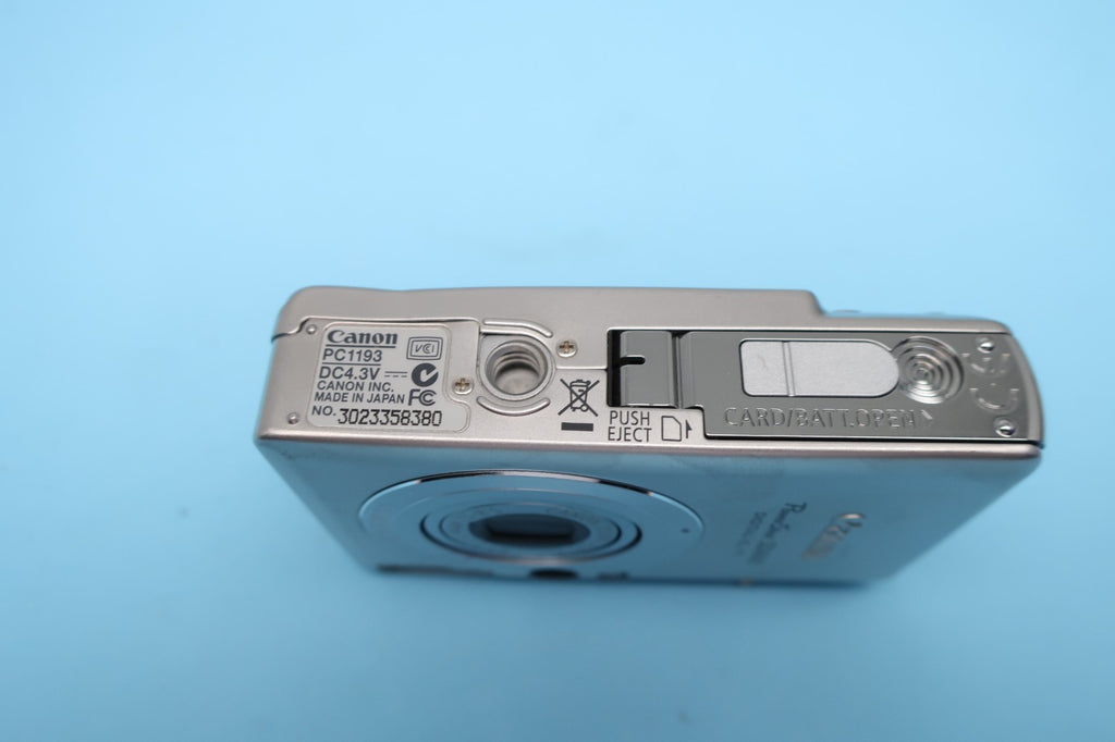 Cannon PowerShot SD600 Digital ELPH Camera  (FOR PARTS) READ DESCRIPTION