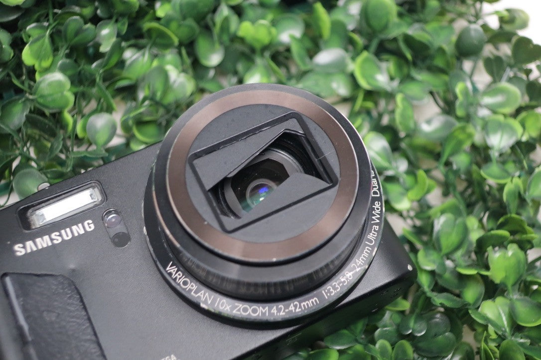 (Second Chance) Samsung VLUU WB500 10.2MP Digital Camera- READ DESCRIPTION